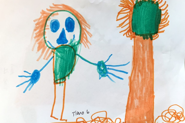 Zeichnung eines Kindes neben einem Baum 