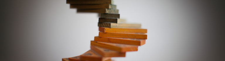 kleine Wendeltreppe aus Holz