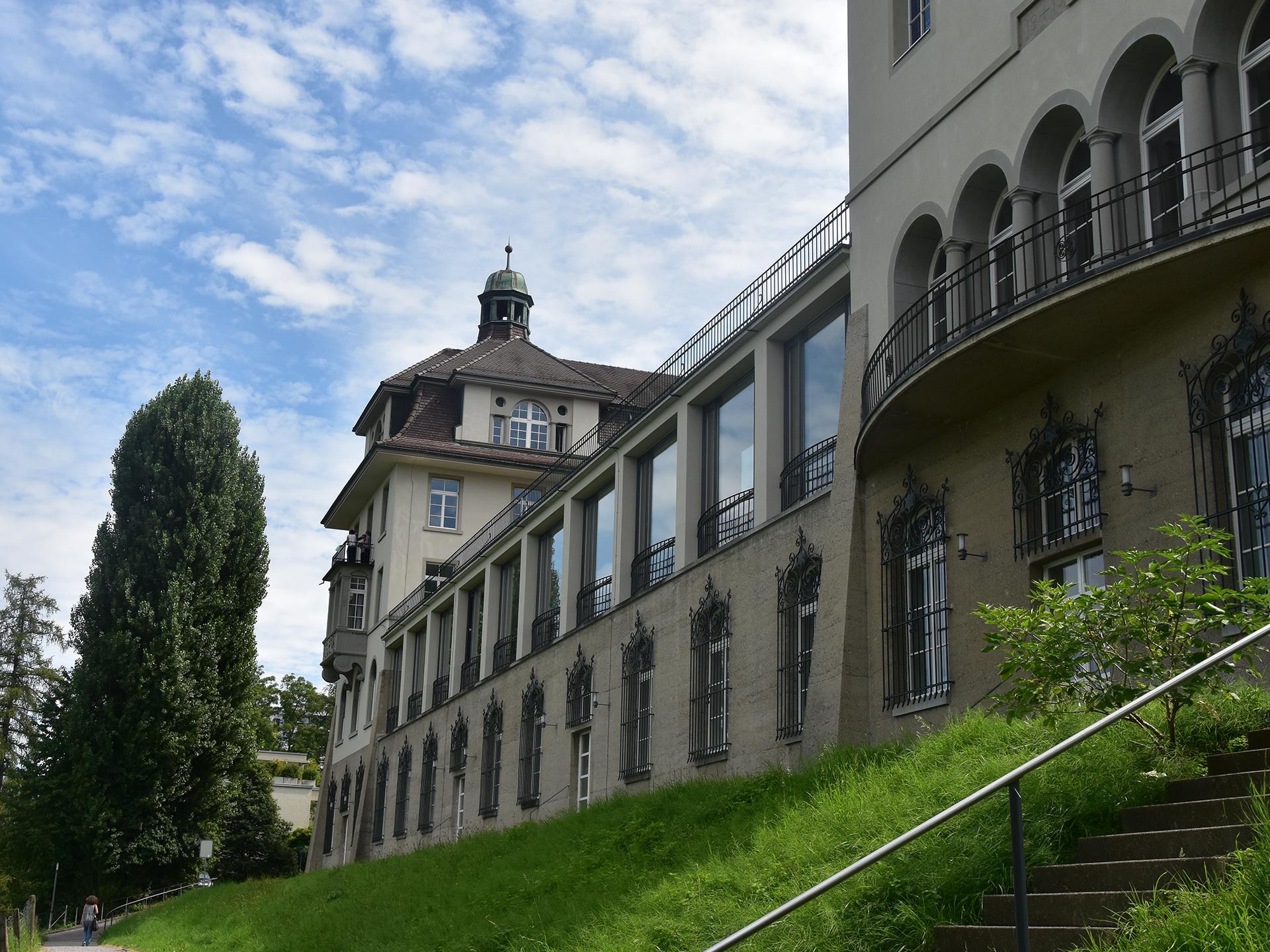 Stella Maris: Das Weiterbildungsgebäude Der PHSG | Pädagogische ...